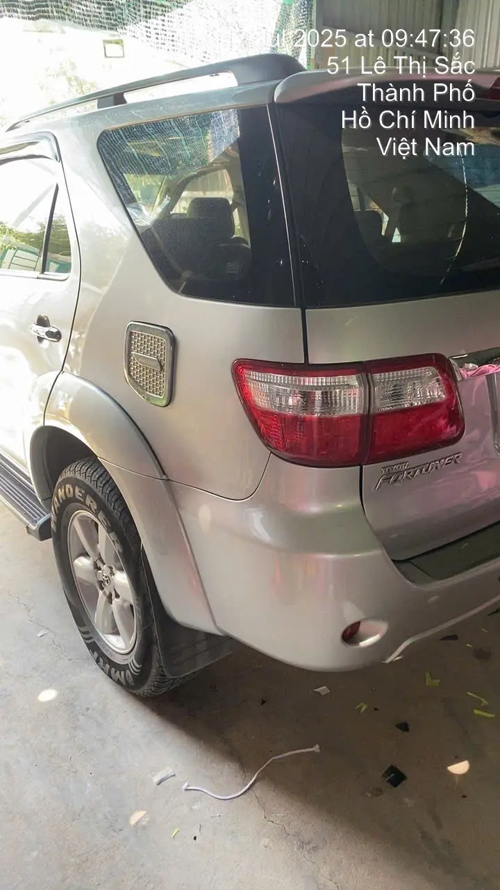 Toyota Fortuner  2010 - Ngoại thất 5
