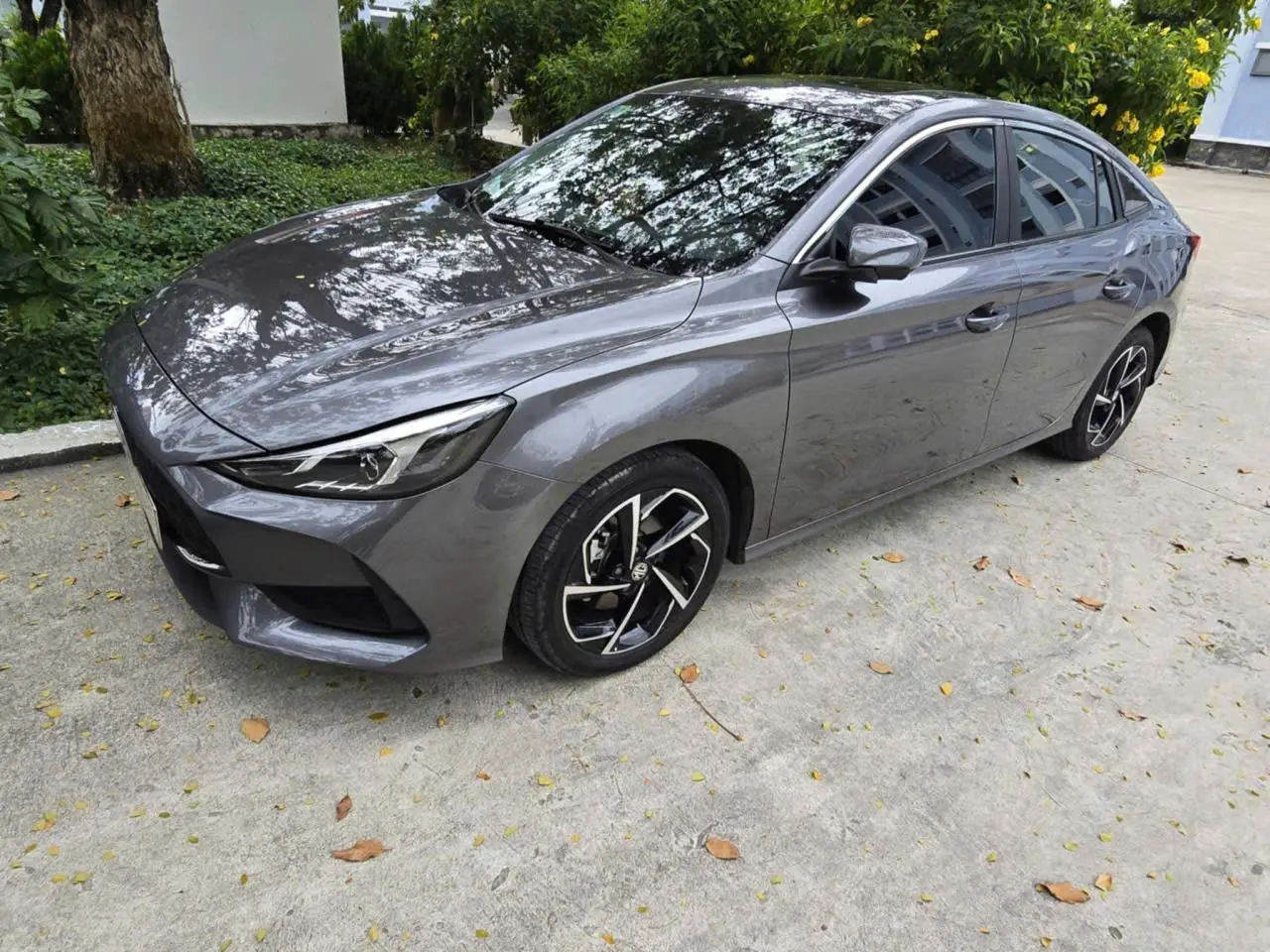 MG 5 lux 2023
