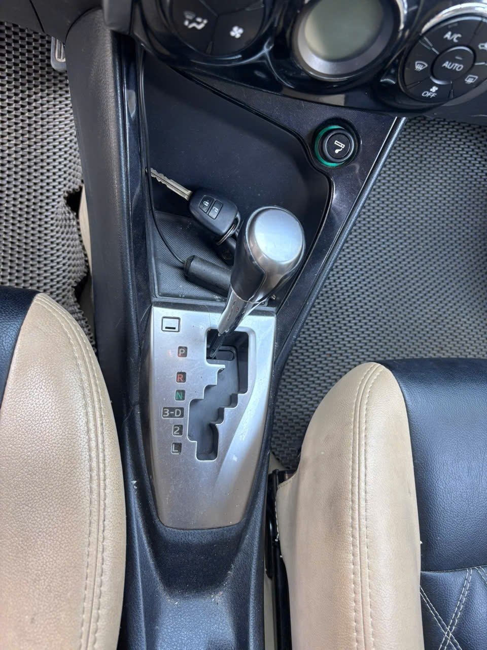 Toyota Vios bản fun số at 2014  - Nội thất 8
