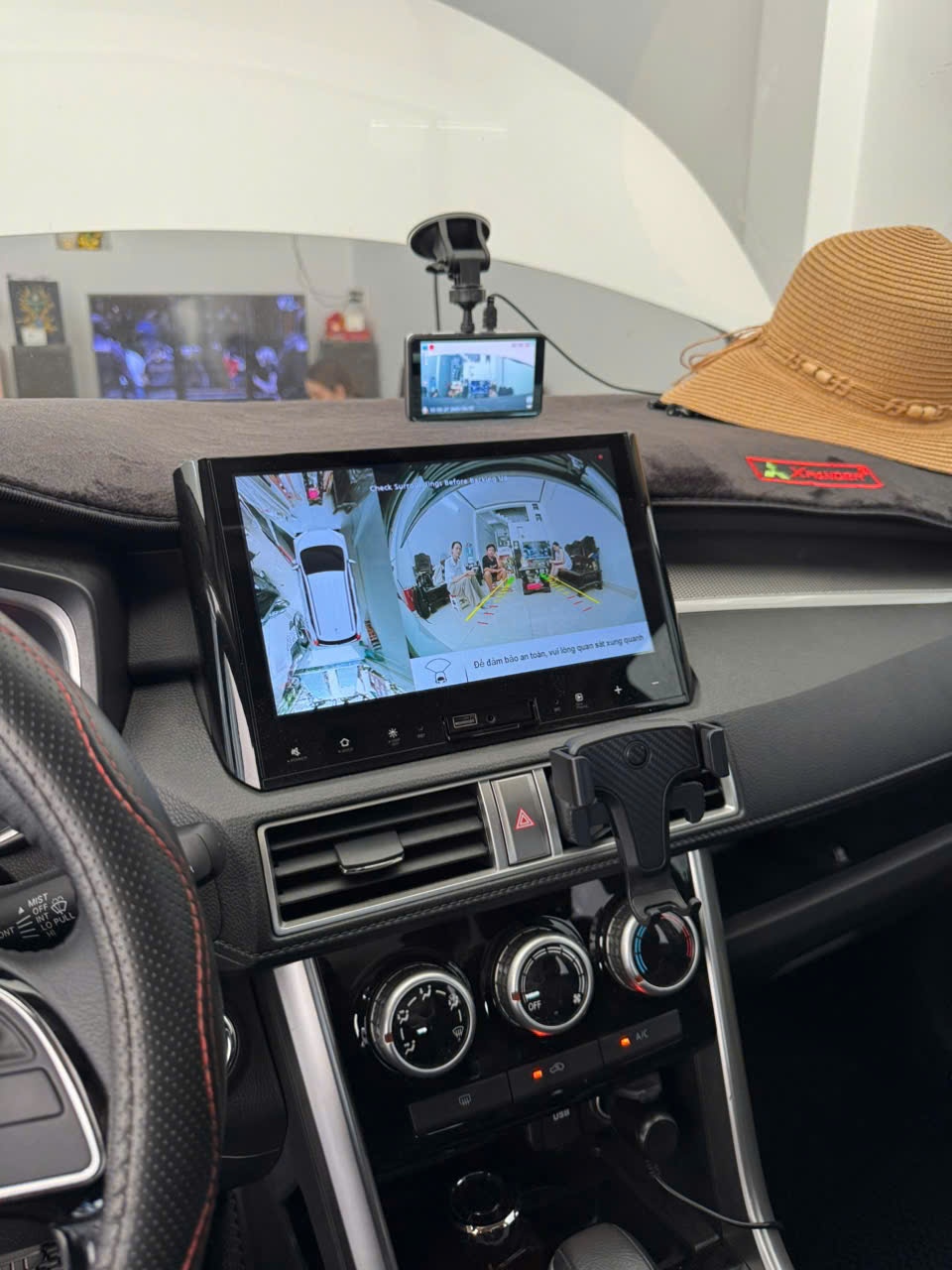 Mitsubishi Xpander Premium AT 2021 - Nội thất 7
