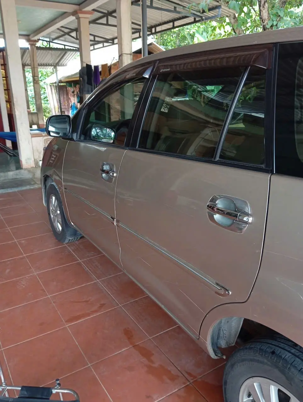 Toyota Innova 2010 - Ngoại thất 2