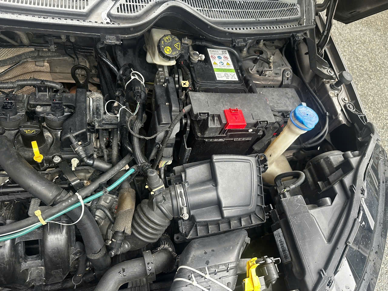 Ford EcoSport Titanium 1.5 2019 - Khoang động cơ 5