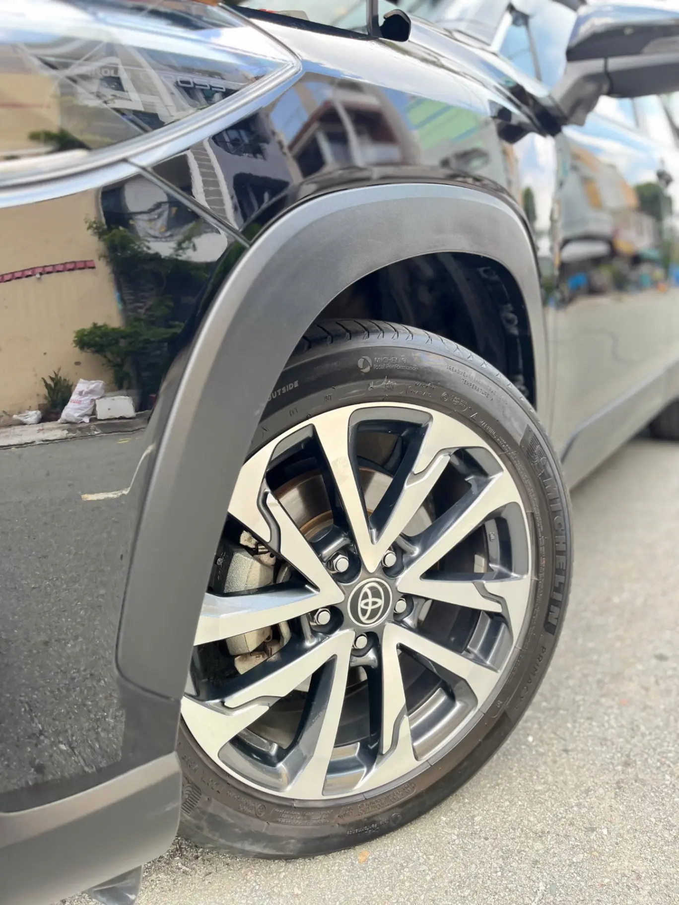 Toyota Corolla Cross 1.8V 2022 - Ngoại thất 9