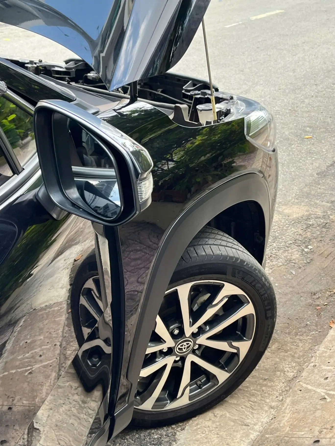 Toyota Corolla Cross 1.8V 2022 - Ngoại thất 10