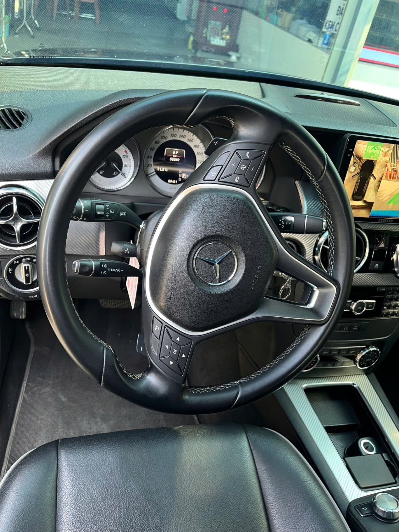 Mercedes GLK 300 4matic 2012 - Nội thất 2