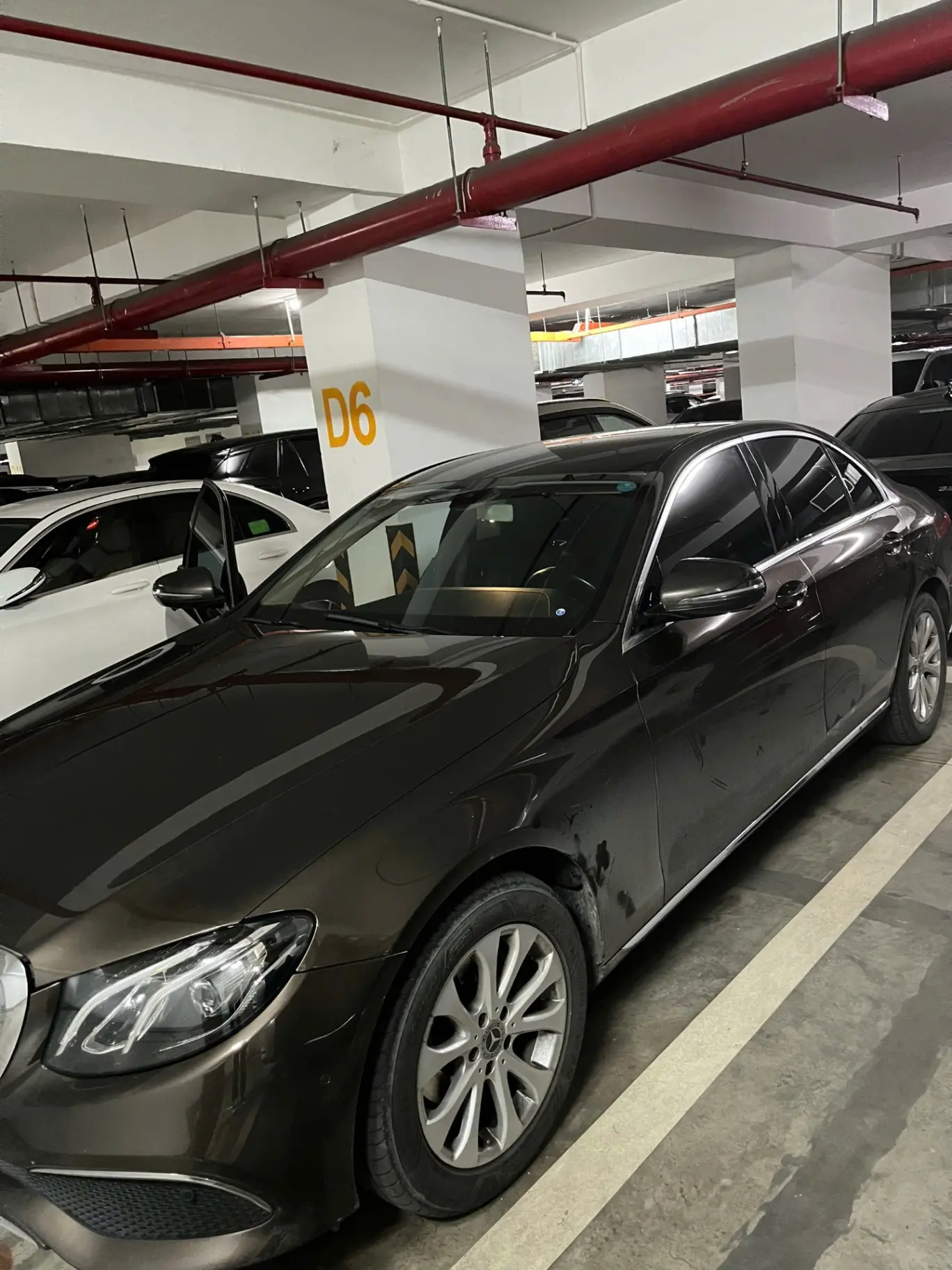 Mercedes E200 2017 - Ngoại thất 6