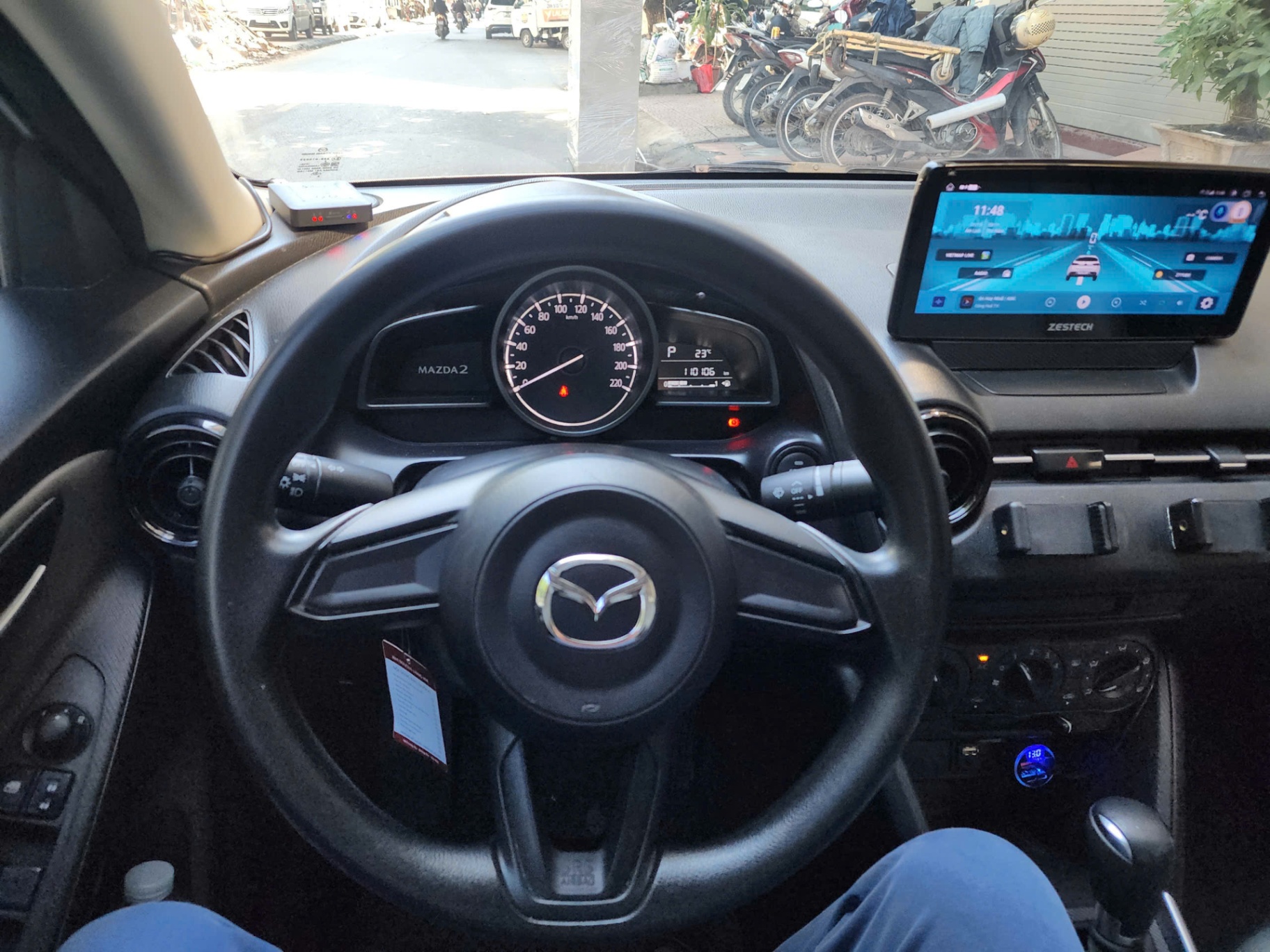 Mazda 2 2024 1.5 AT - Nội thất 3
