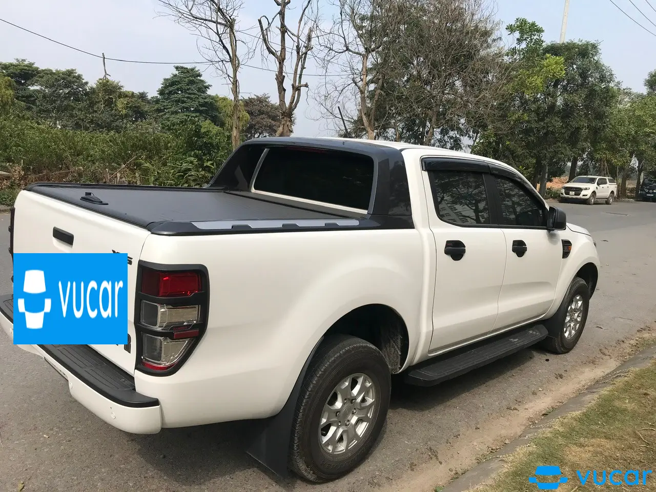 Ford Ranger 2021 màu trắng bọc nội thất giả da - Ngoại thất 7