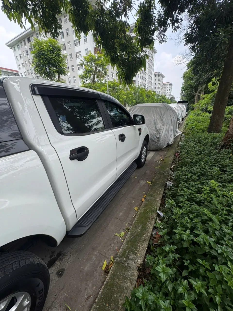 Ford Ranger 2021 màu trắng bọc nội thất giả da - Ngoại thất 8