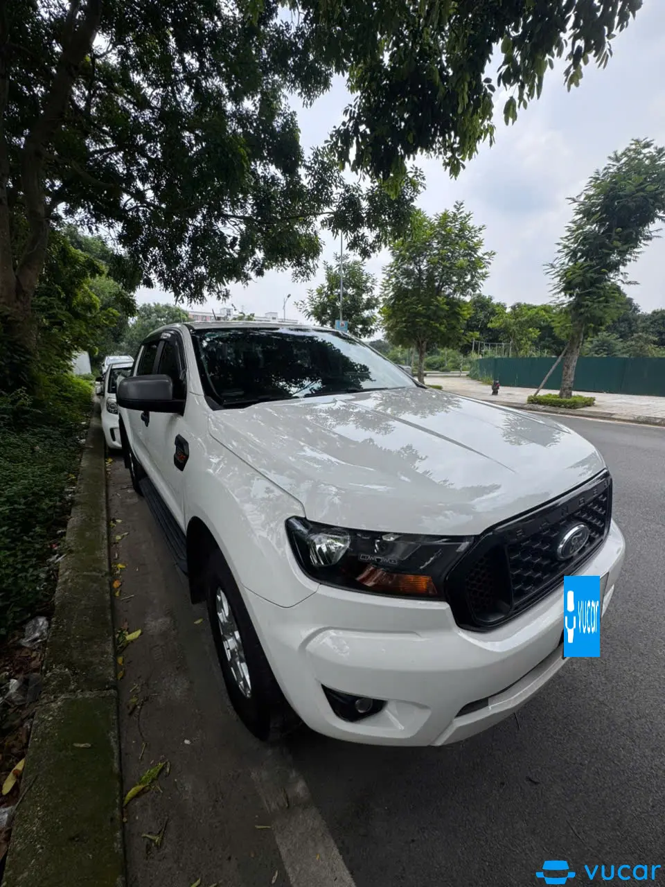 Ford Ranger 2021 màu trắng bọc nội thất giả da - Ngoại thất 11