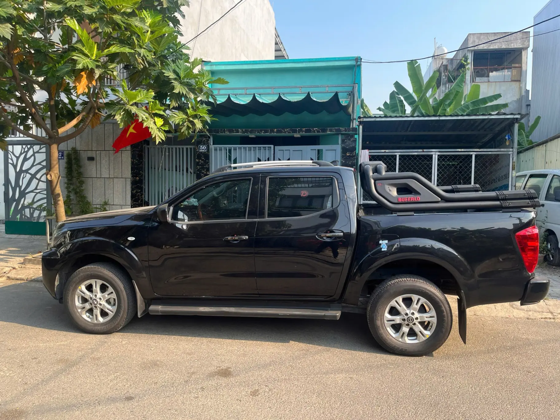 Nissan Navara EL2.3 AT 2023 - Ngoại thất 2