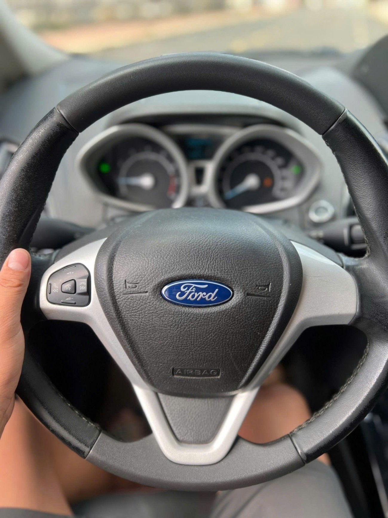 Ford Ecosport bản full 2015 - Nội thất 5
