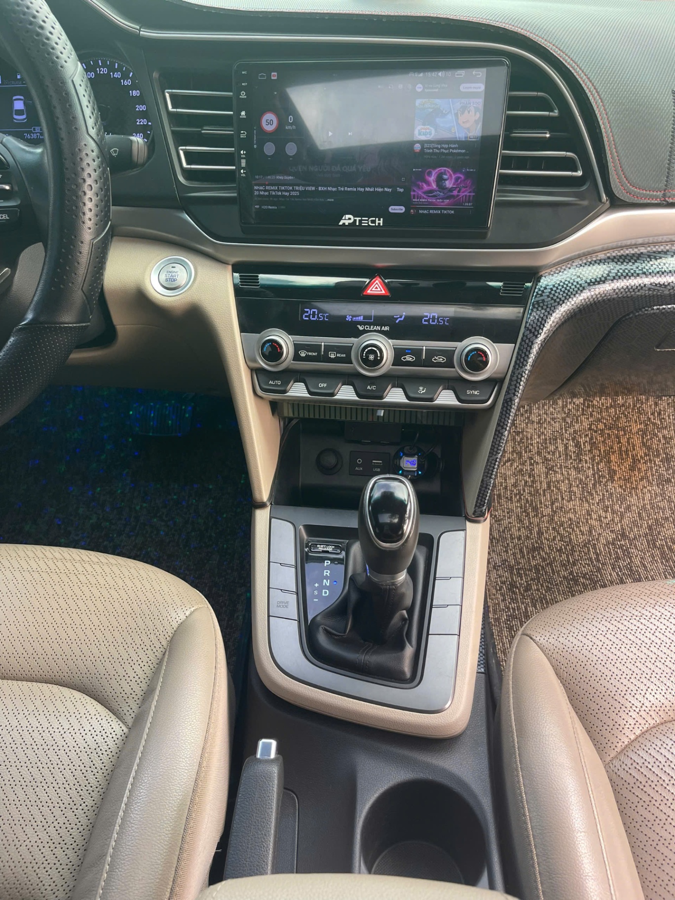 Huyndai Elantra 1.6 AT 2019 - Nội thất 2