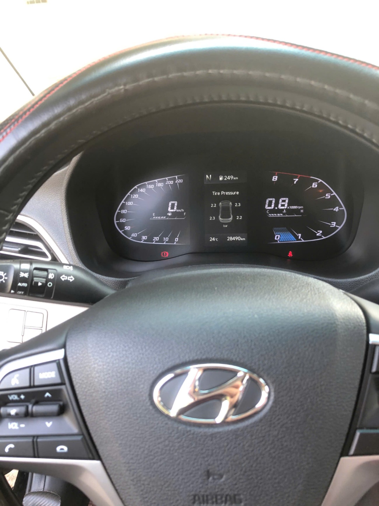Hyundai Accent AT 2022 - Nội thất 3