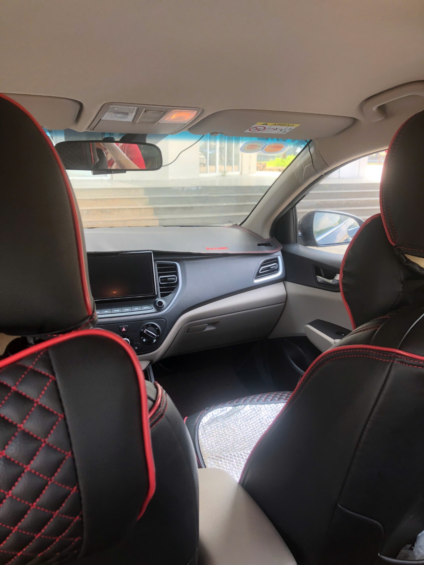 Hyundai Accent AT 2022 - Nội thất 5