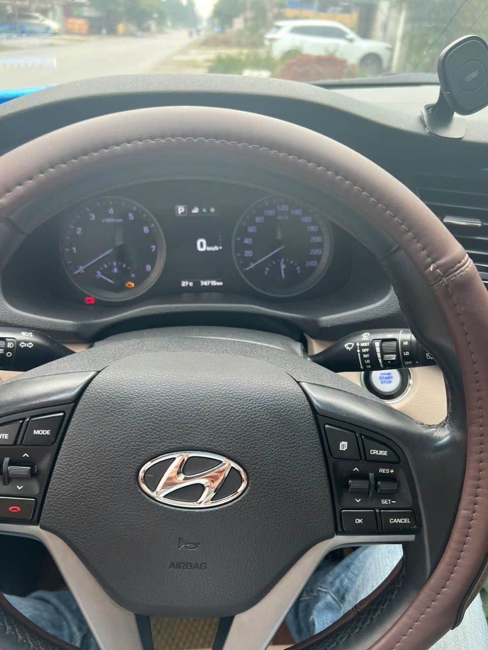 Hyundai Tucson 2016 - Nội thất 6