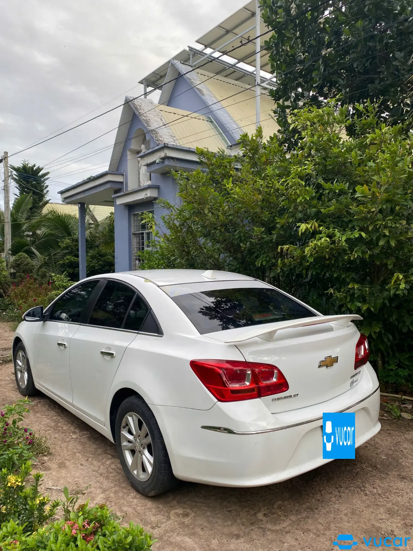 Chevrolet Cruze 1.6 MT 2016 - Ngoại thất 2