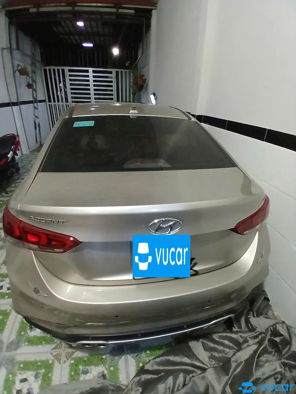 Hyundai Accent bản tiêu chuẩn 2019 - Ngoại thất 2