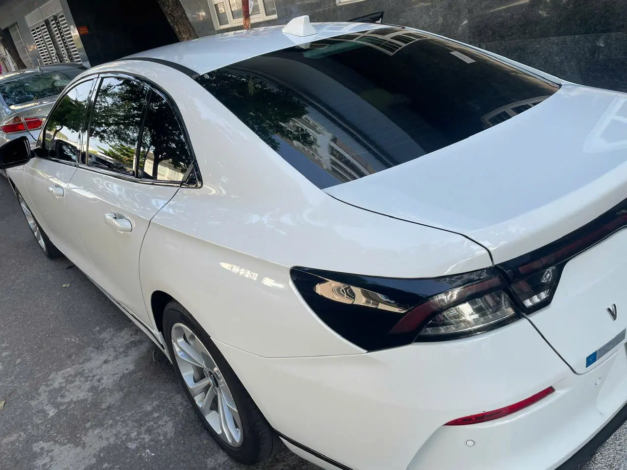 VinFast Lux A Base 2022 - Ngoại thất 6