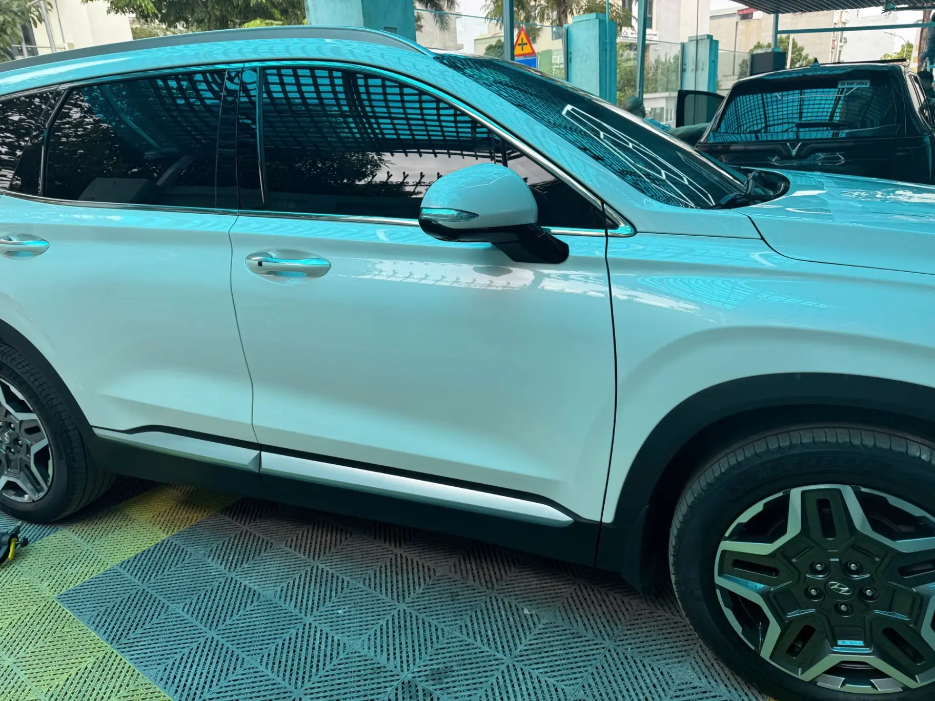 Hyundai SantaFe Cao cấp 2.2L HTRAC 2022 - Ngoại thất 5