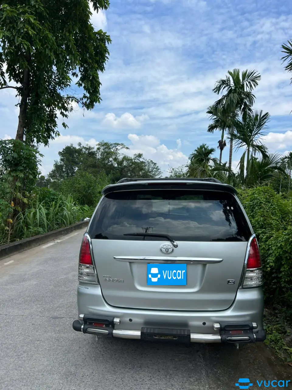 Toyota innova 7 chỗ 2010 - Ngoại thất 5