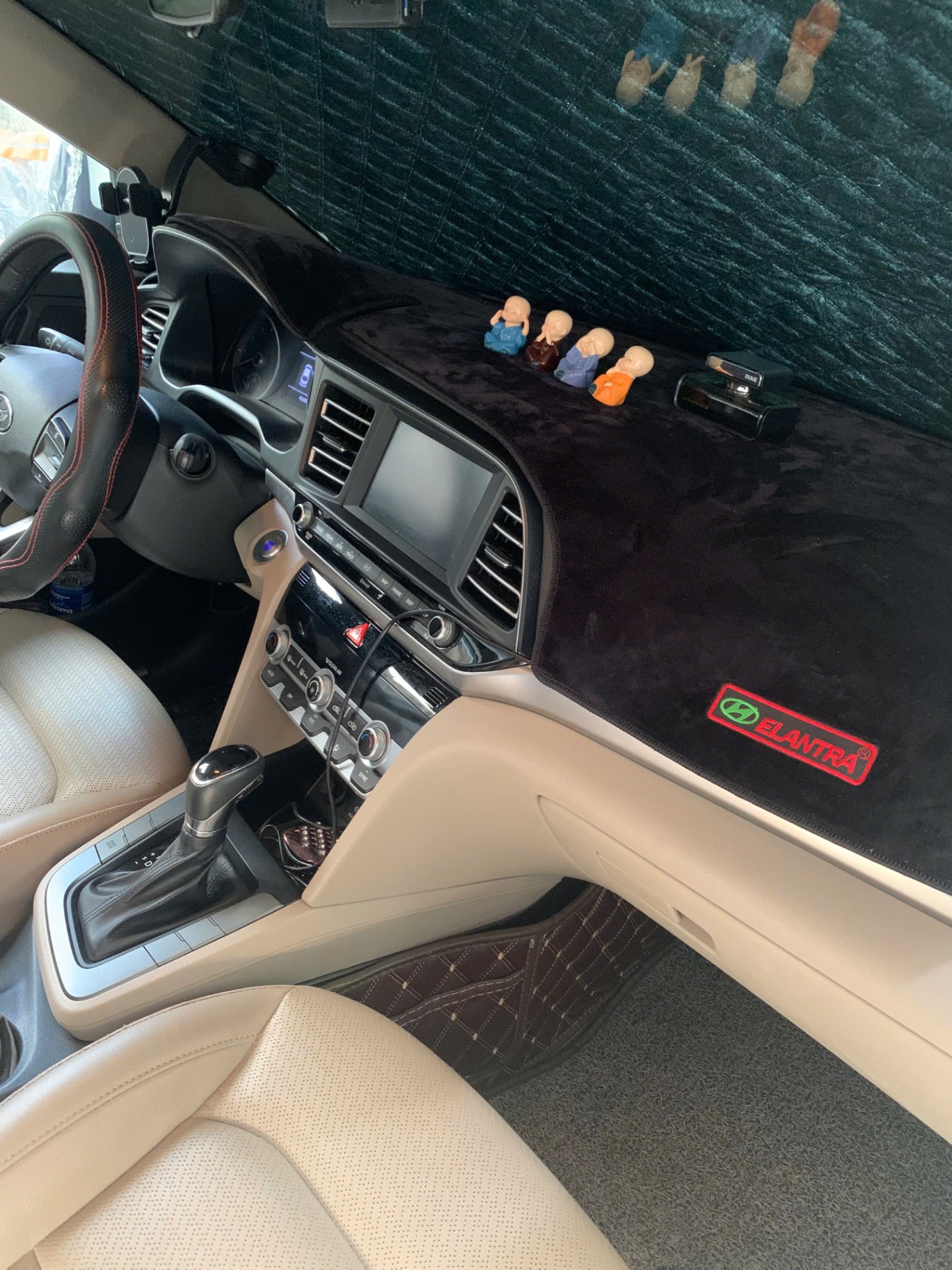 Hyundai Elantra 1.6AT 2021 - Nội thất 4