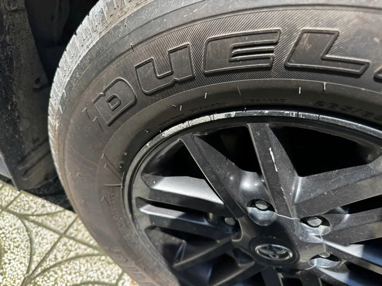 Toyota Fortuner 2.7 1 cầu 2015 - Ngoại thất 15
