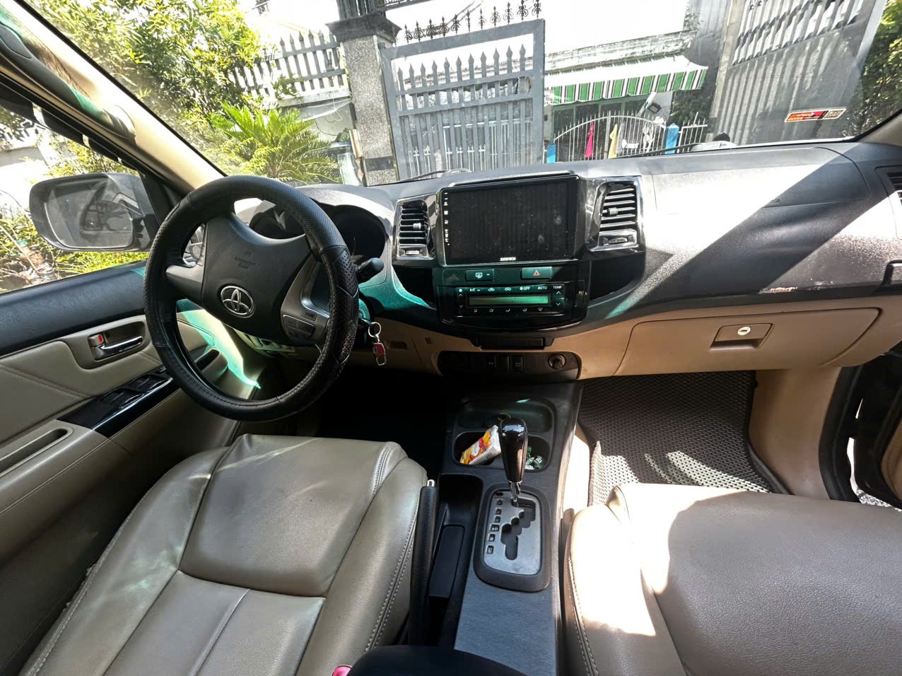Toyota Fortuner 2.7 1 cầu 2015 - Nội thất 7
