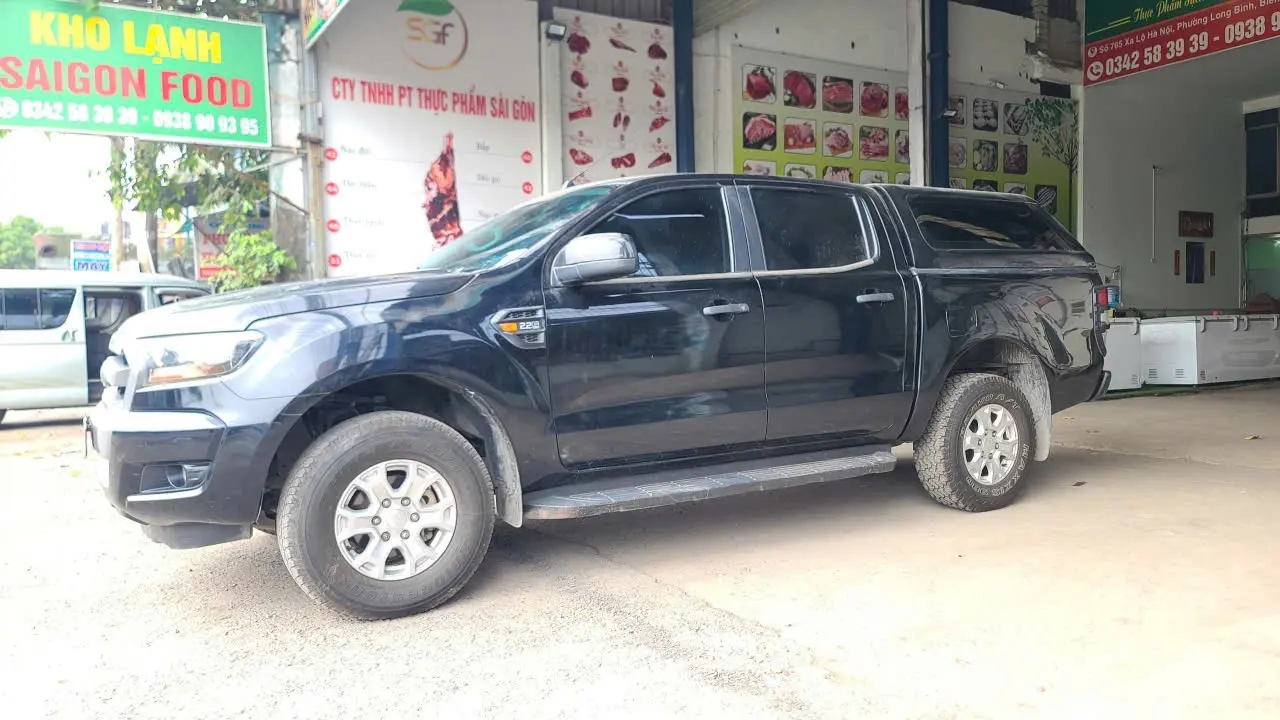 Ford Ranger XLS AT nhập Thái 2016 - Ngoại thất 1