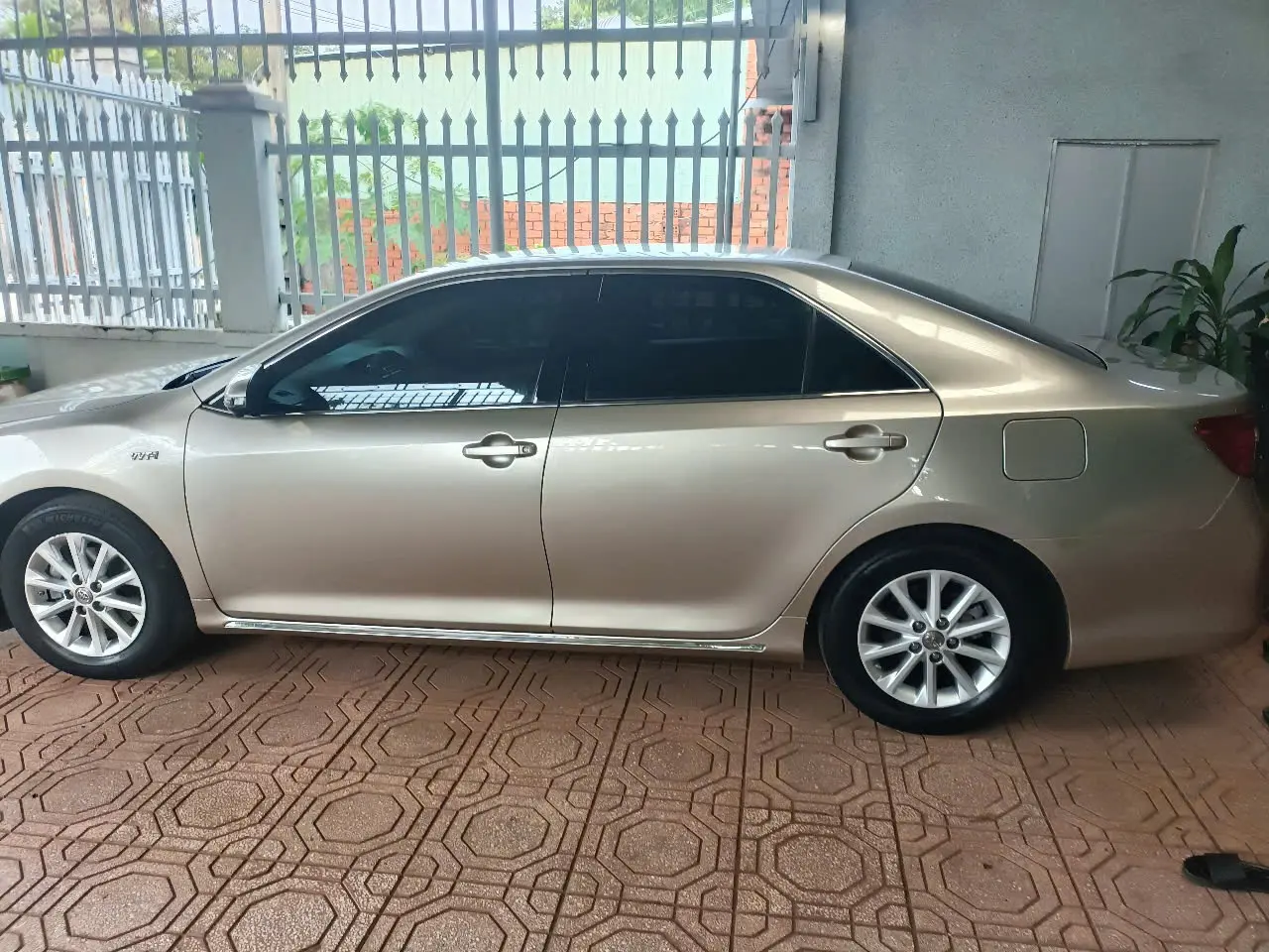 Toyota Camry 2013 - Ngoại thất 1