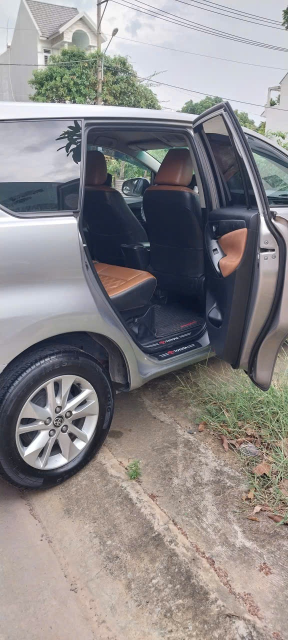 Toyota Innova 2.0E 2019 - Ngoại thất 1