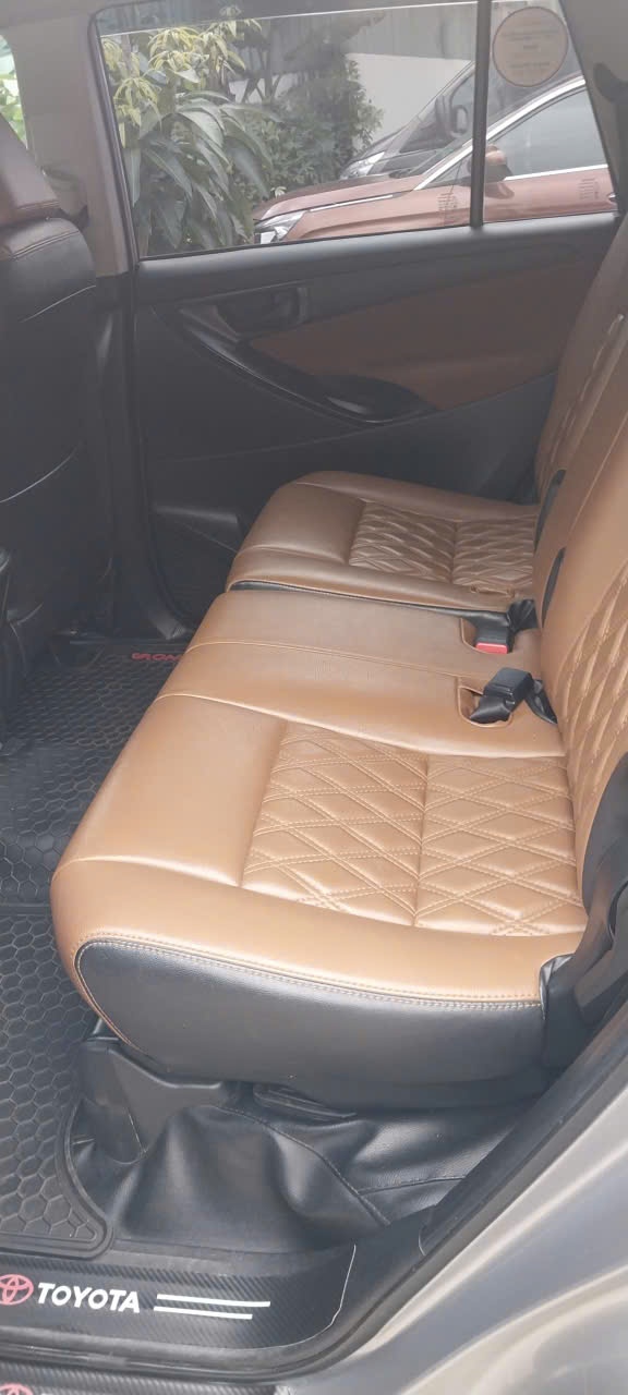 Toyota Innova 2.0E 2019 - Nội thất 2