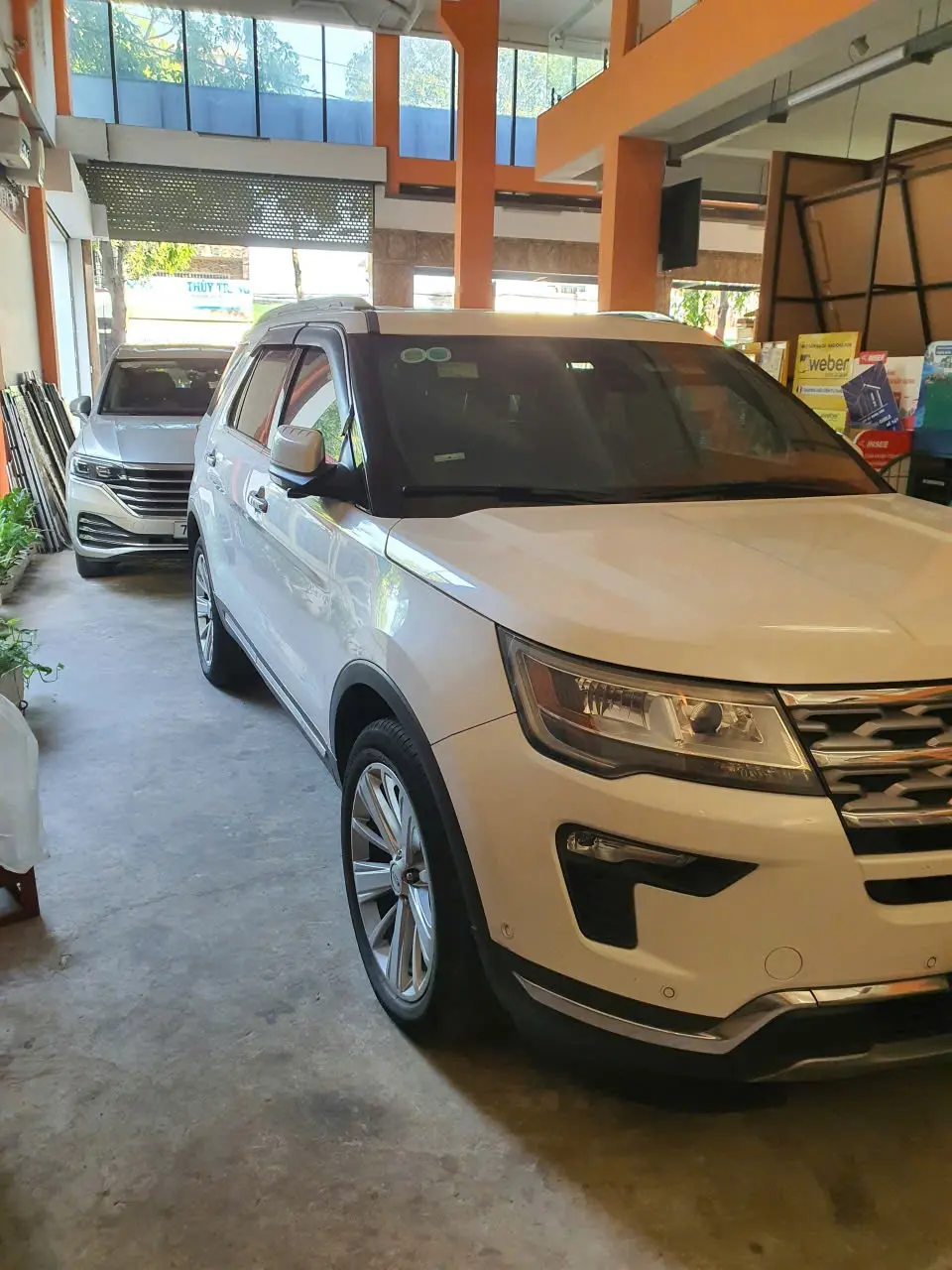 Ford Explorer 2019 - Ngoại thất 2