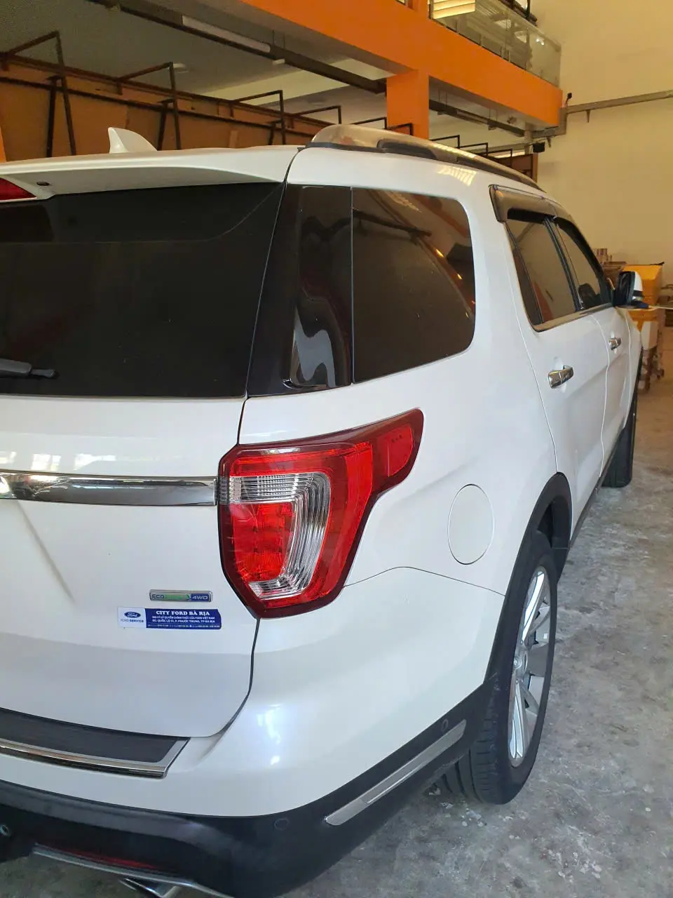 Ford Explorer 2019 - Ngoại thất 4