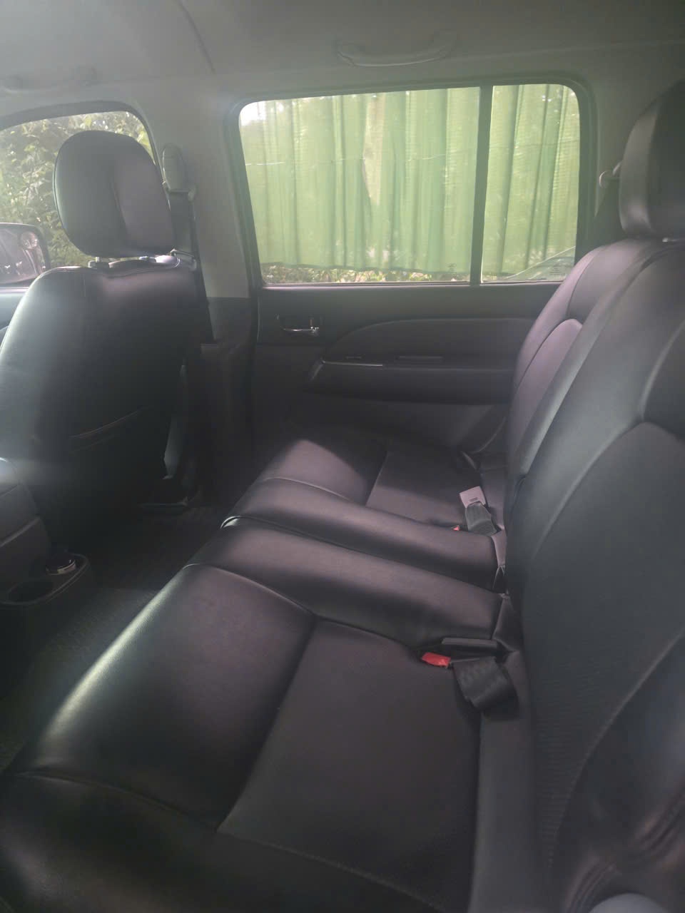 Ford Everest bán MT máy dầu 2013 - Nội thất 4