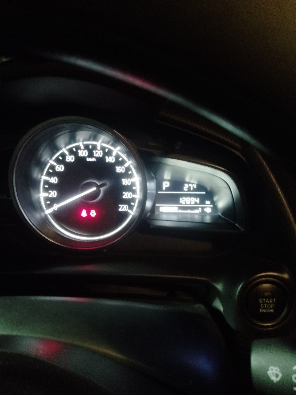 Mazda 2 Tiêu chuẩn 2023 - Nội thất 2