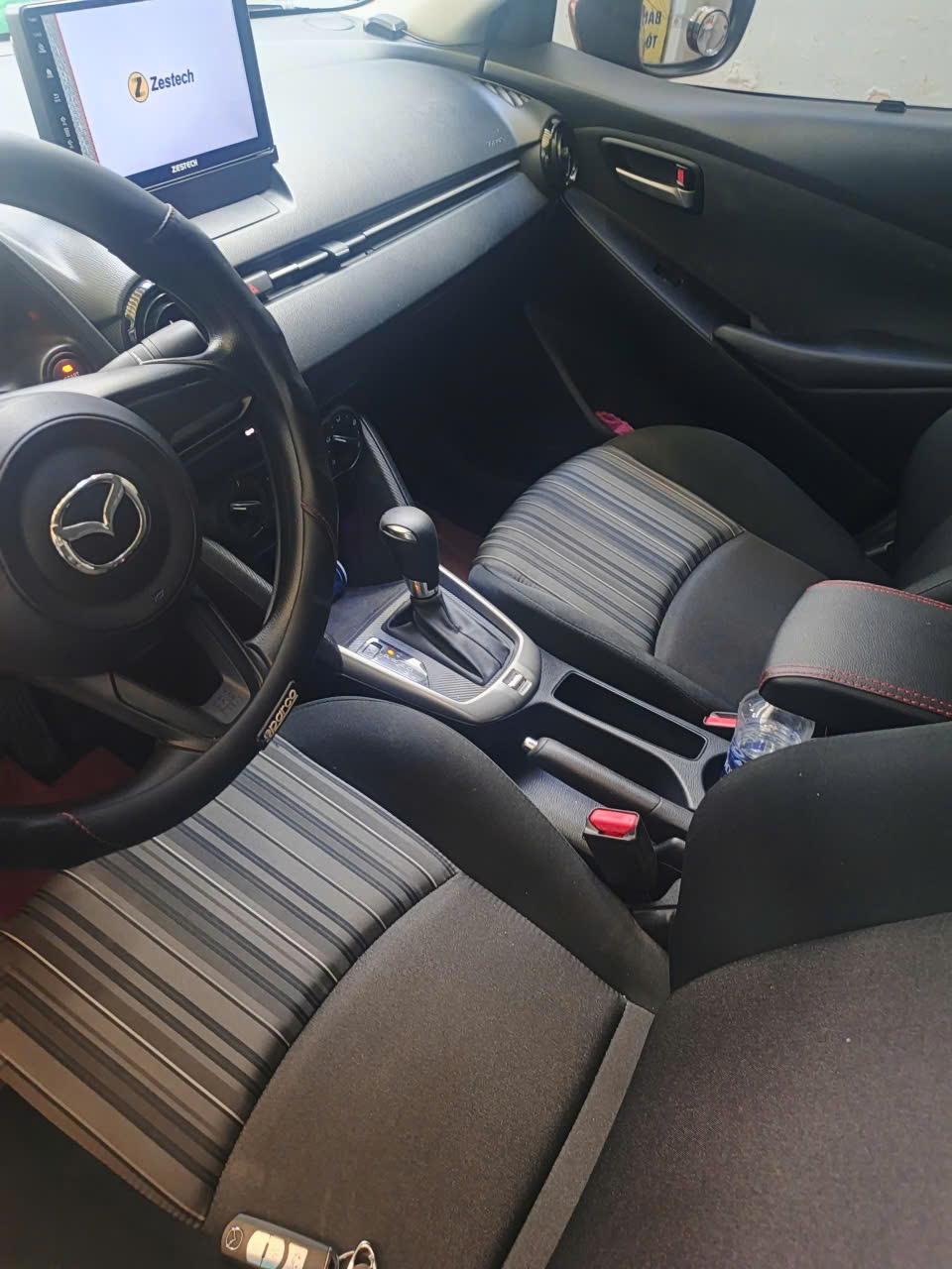 Mazda 2 Tiêu chuẩn 2023 - Nội thất 1