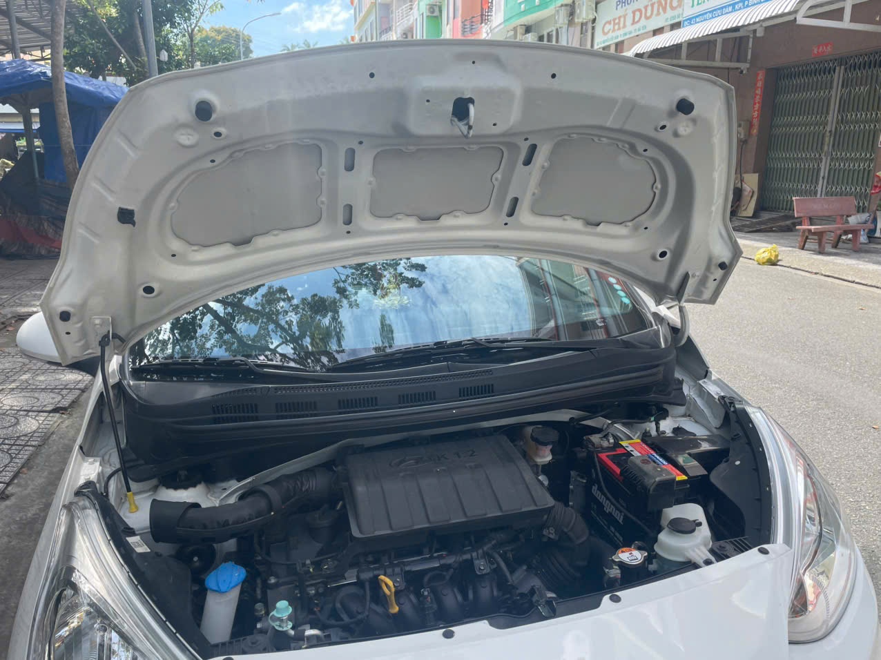 Hyundai i10 2019 - Khoang động cơ 2