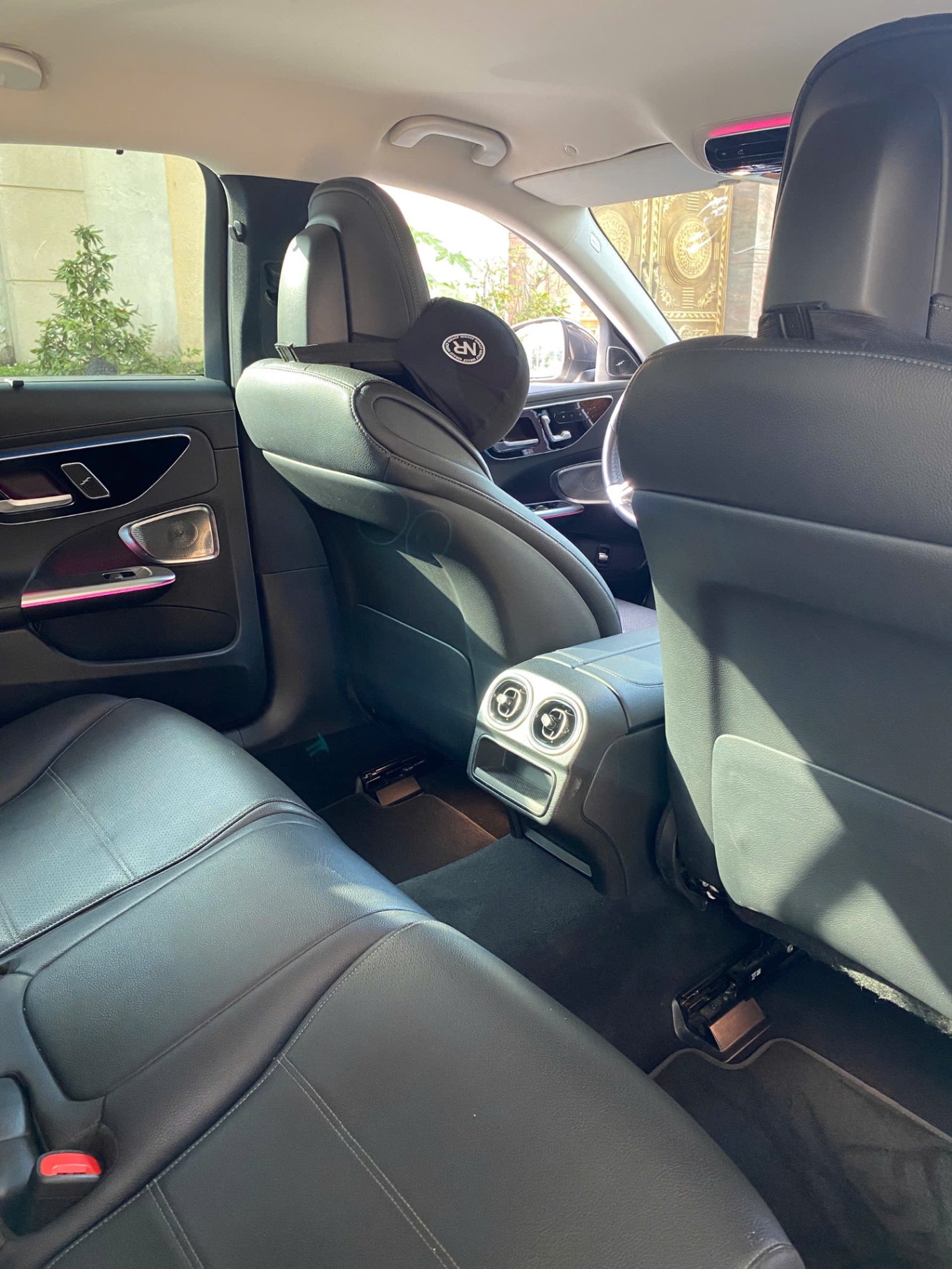 Mercedes benz C200 2022 - Nội thất 4