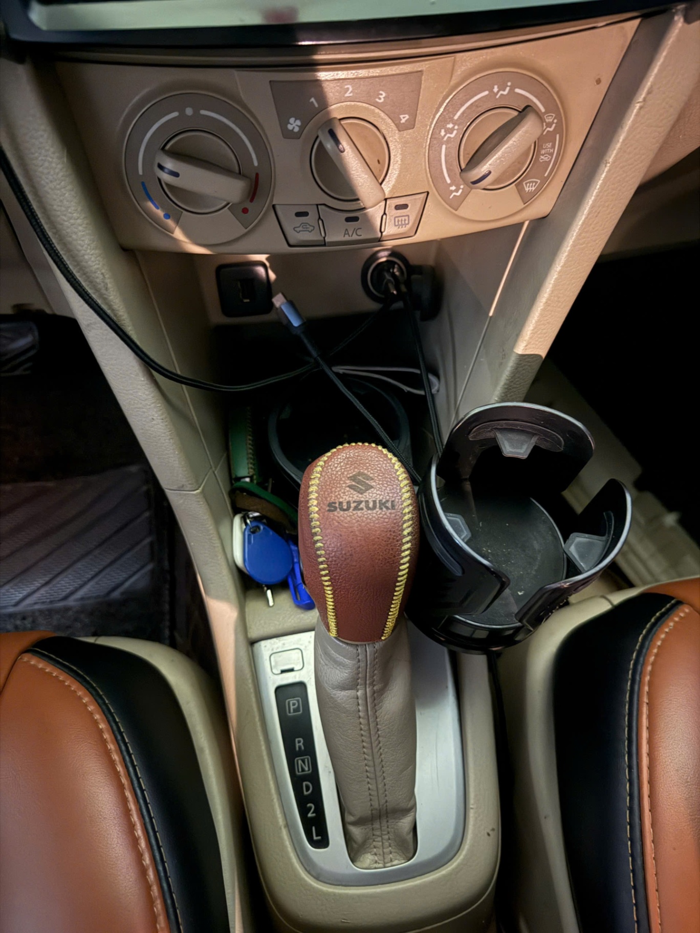 Suzuki Ertiga 2016 - Nội thất 3