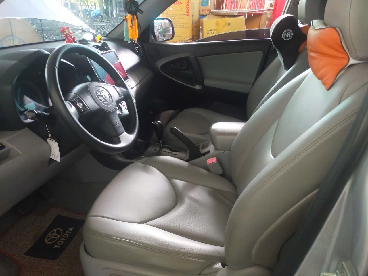 Toyota RAV4 Limited Dual 2.5 7 chỗ 2008 - Nội thất 1