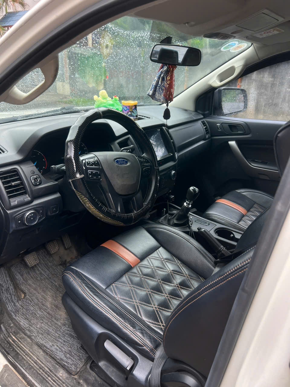 Ford Ranger XLS số sàn 2019 - Nội thất 3