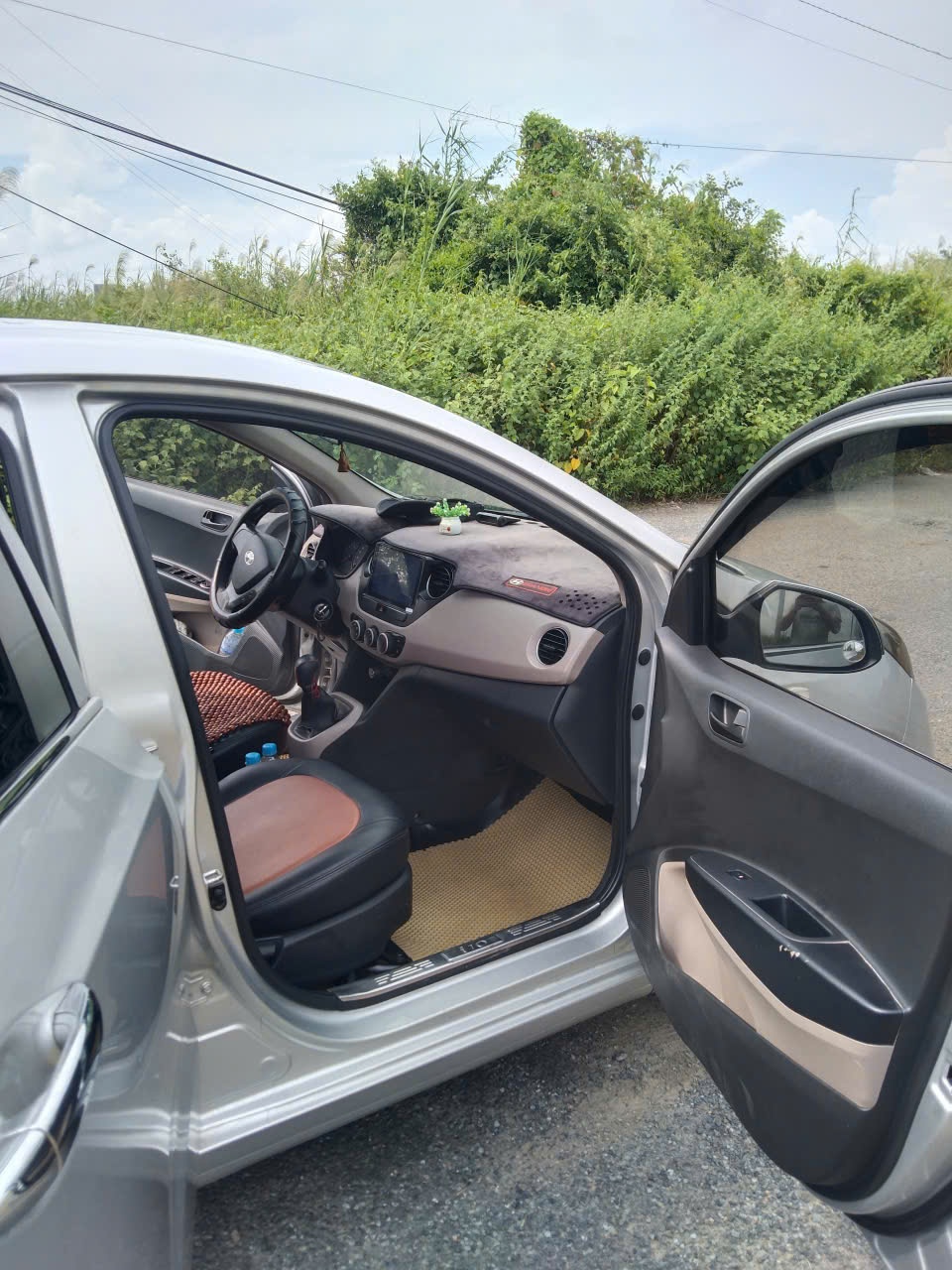 Hyundai i10 sedan 2018 - Nội thất 7