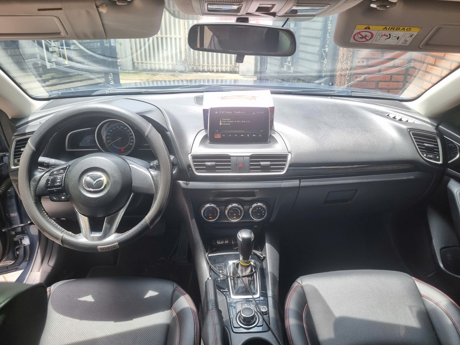 Mazda 3 1.5 AT 2016 - Nội thất 3