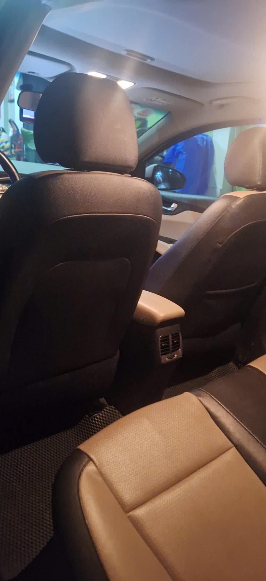 Hyundai Accent ATH bản đặc biệt 2019  - Nội thất 5