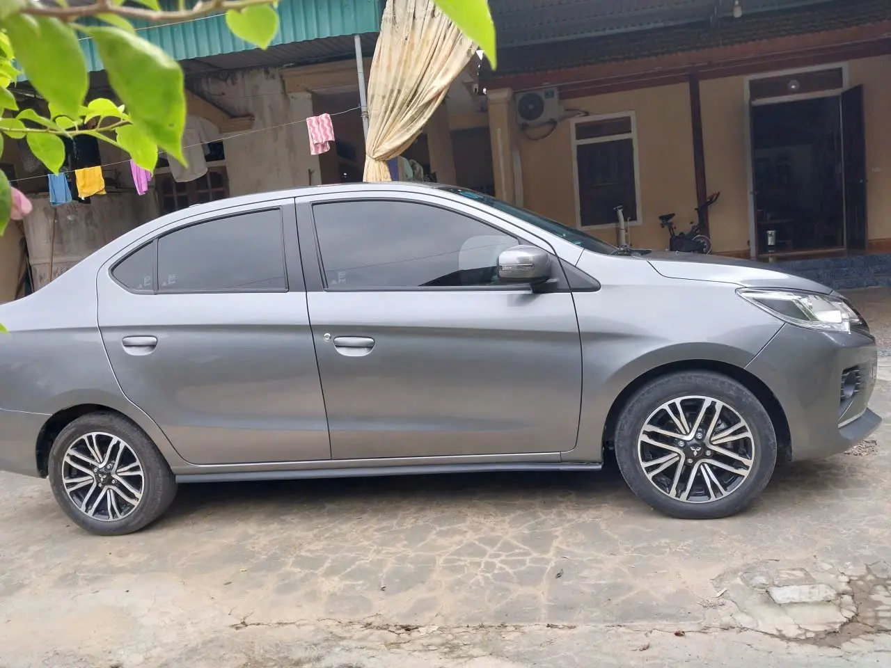 Mitsubishi 5 chỗ 2023 - Ngoại thất 4