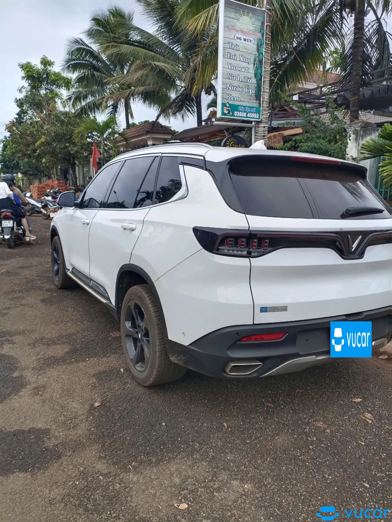 VinFast Lux SA2.0 Plus 2019 - Ngoại thất 3