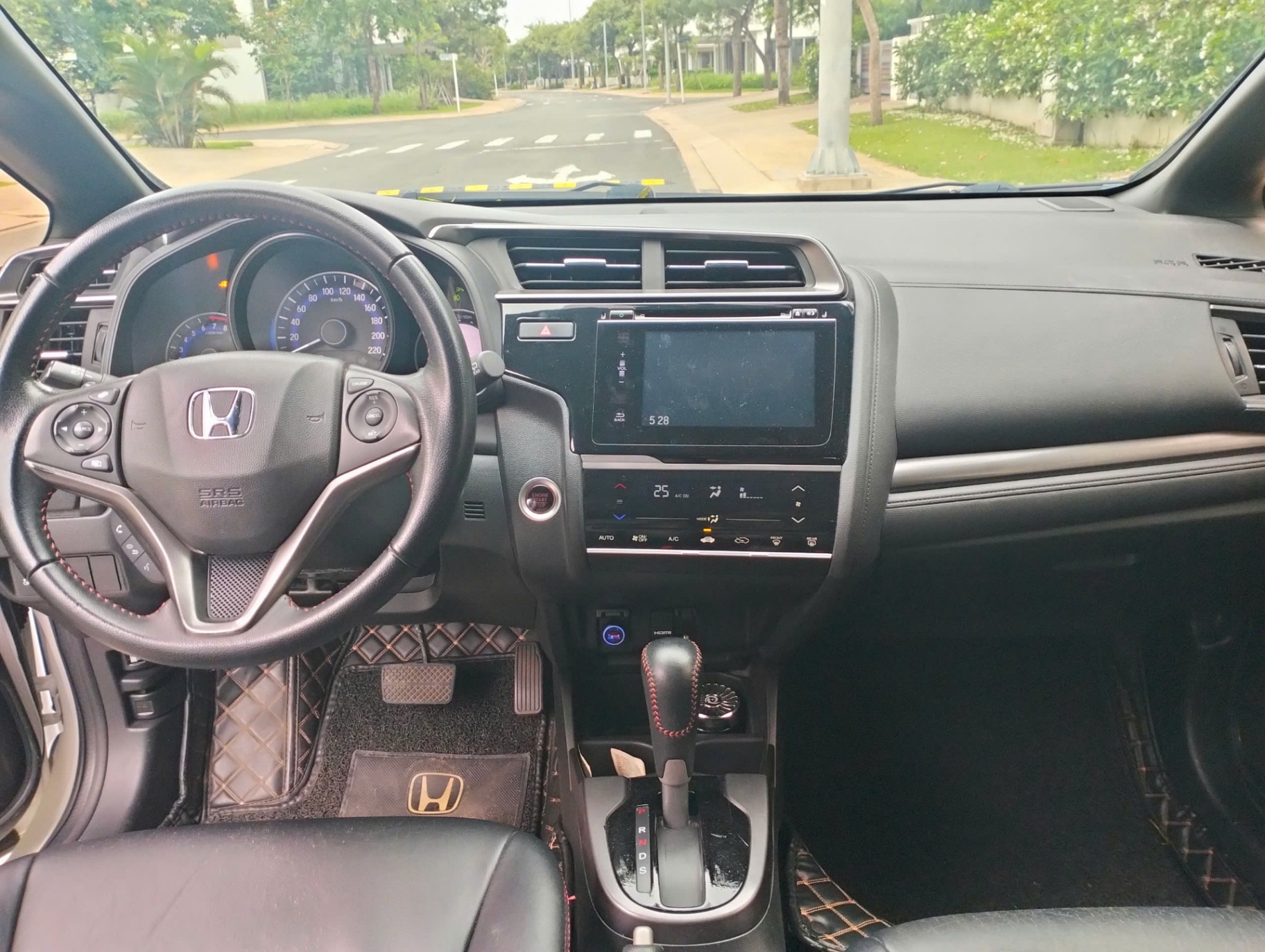 Honda Jazz RS 2019 - Nội thất 7