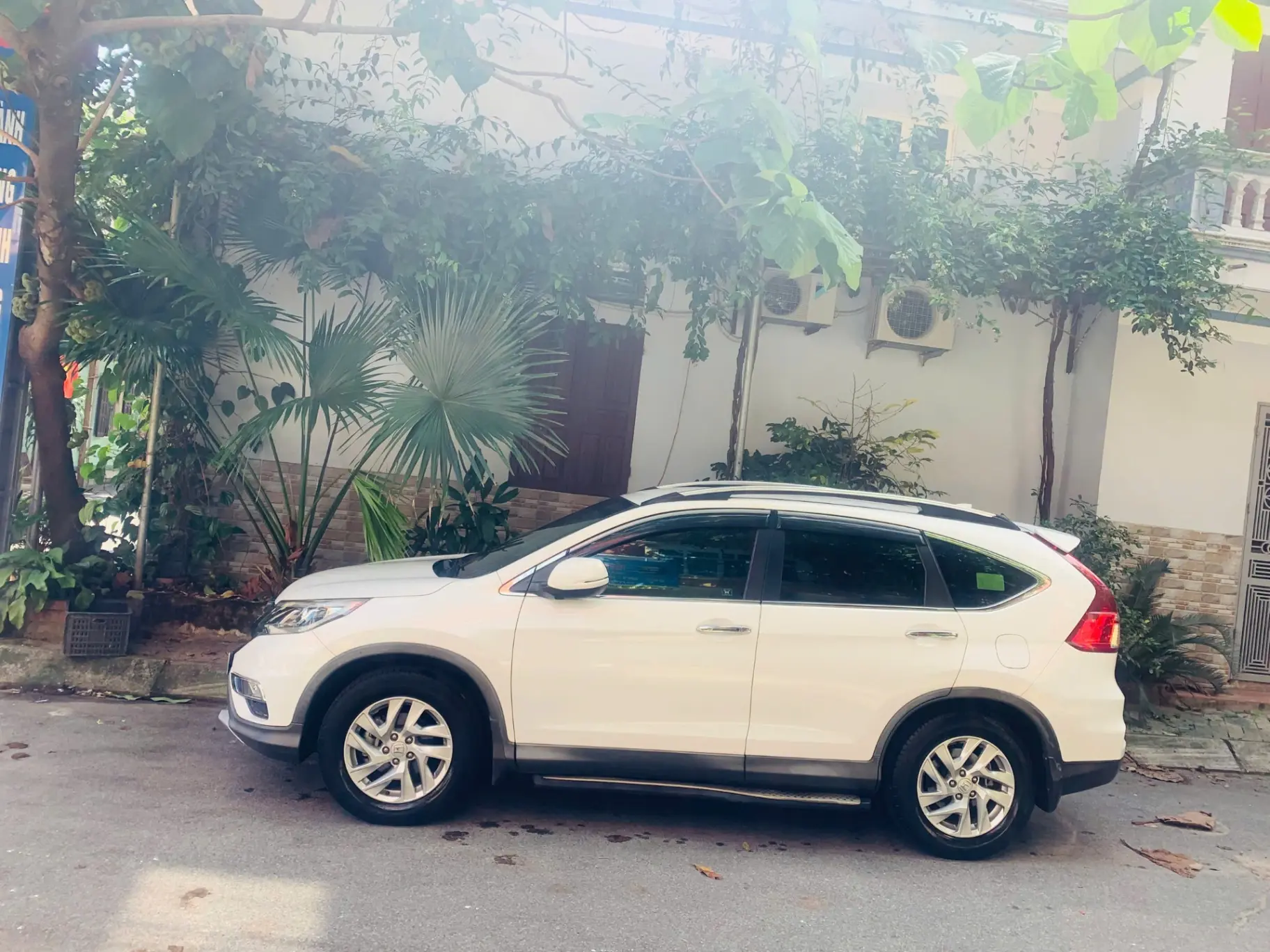 Honda CRV 2.0 2015 trắng - Ngoại thất 7