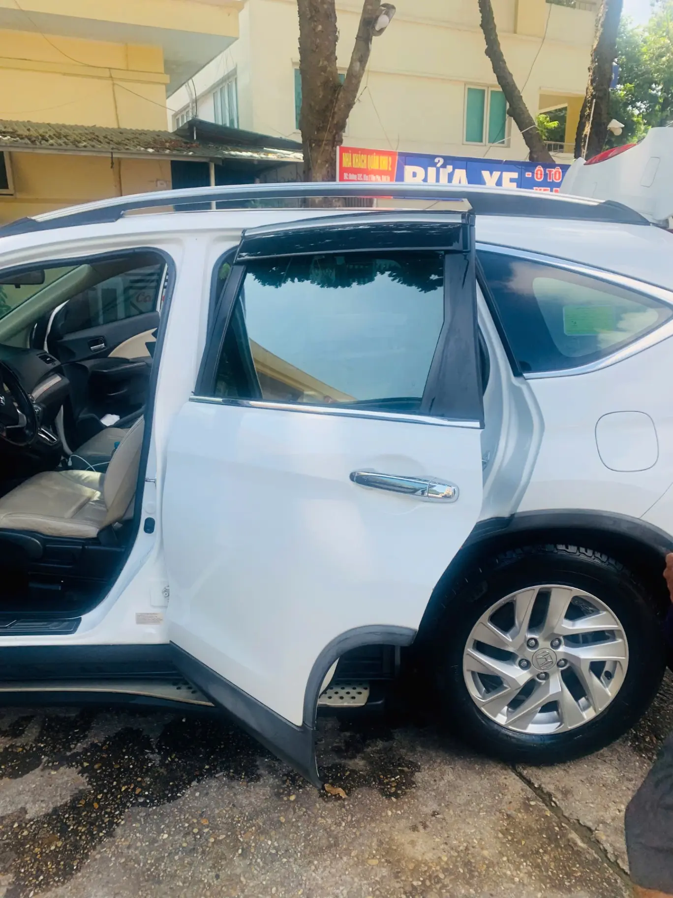 Honda CRV 2.0 2015 trắng - Ngoại thất 9